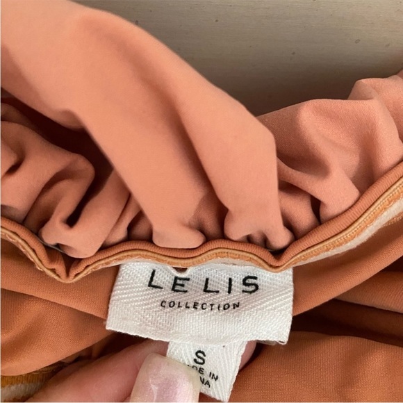 Vici Ruffle Strapless Bodysuit - Picture 3 of 4